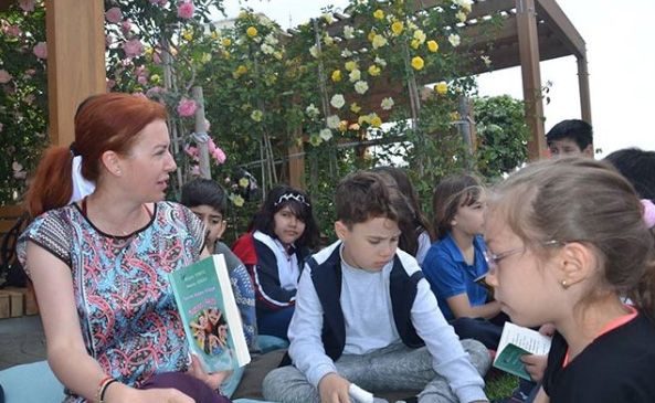 Yazarlarımız ile Birlikte